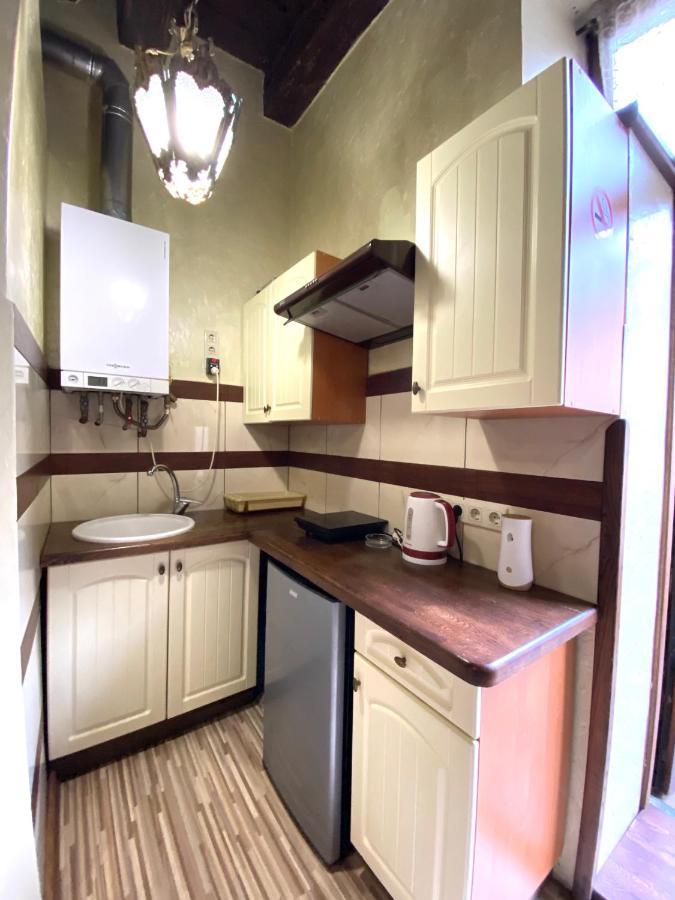 Квартира Подобово На Площі Ринок 39 Lviv Exterior foto
